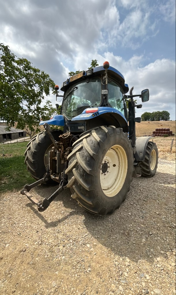 Tracteur NEW HOLLAND T6050 range command - photo slide 5