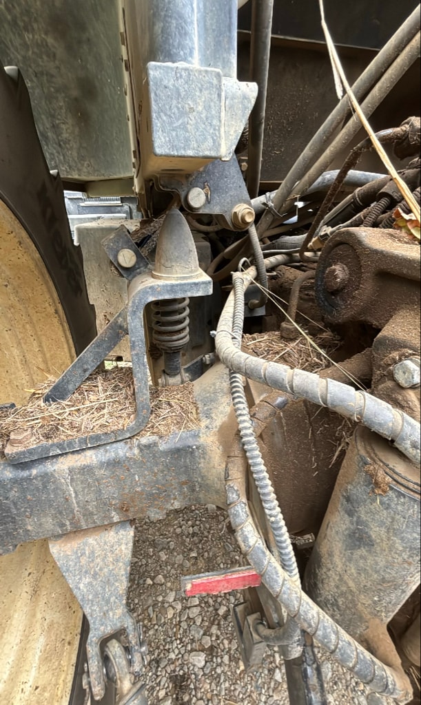 Tracteur NEW HOLLAND T6050 range command - photo slide 9
