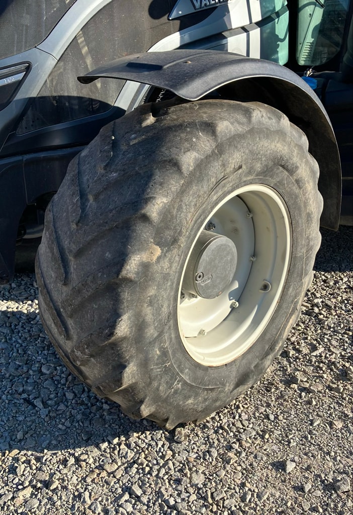 Tracteur VALTRA T 174e D SmartTouch - photo slide 7