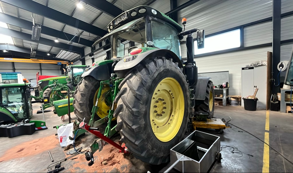 Tracteur JOHN DEERE 6175R - photo slide 3