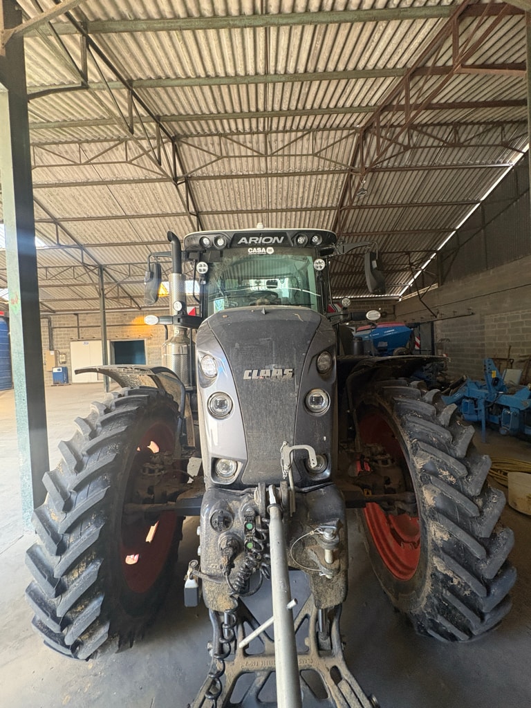 Tracteur CLAAS Arion 660 CMATIC CEBIS LS+ - photo slide 3