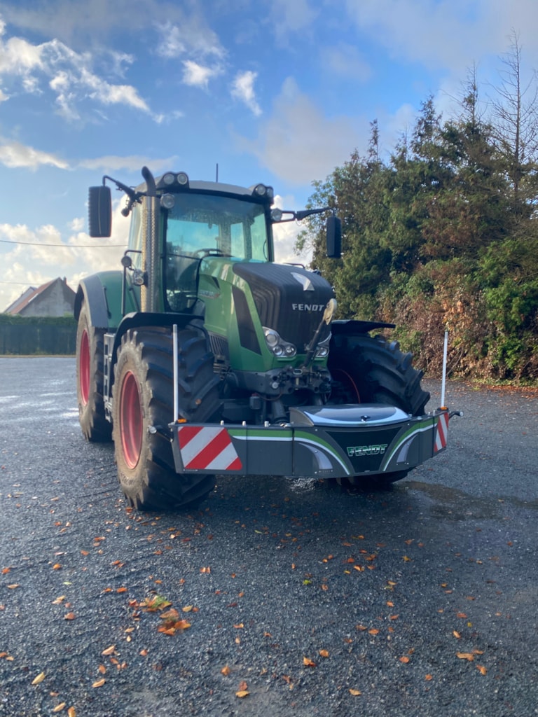 Tracteur FENDT 824 VARIO PROFI + - photo slide 2