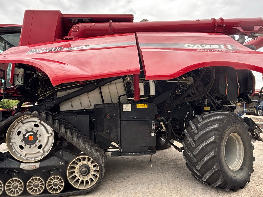Moissonneuse CASE IH AXIAL-FLOW 9240 smart trax - photo slide 14