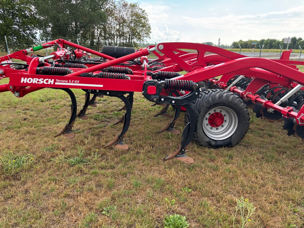 Dechaumeur HORSCH 5.3 GX - photo slide 11