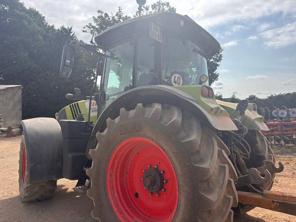 Tracteur CLAAS ARION 650 - photo slide 4