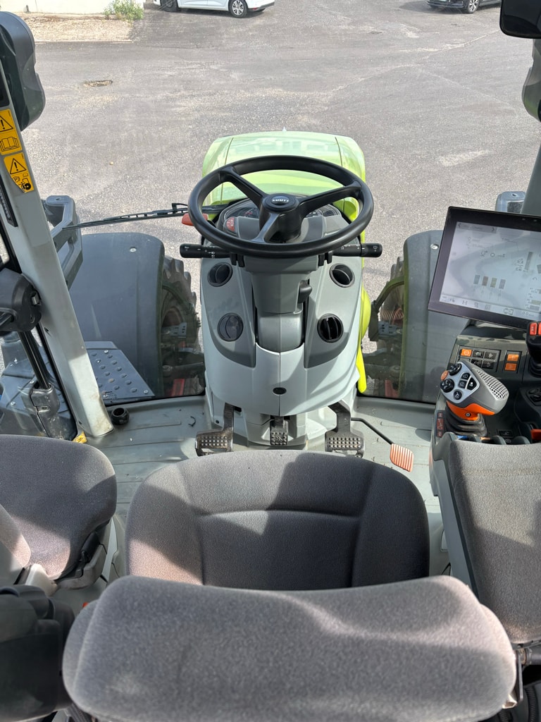 Tracteur CLAAS AXION 830 CEBIS - photo slide 12