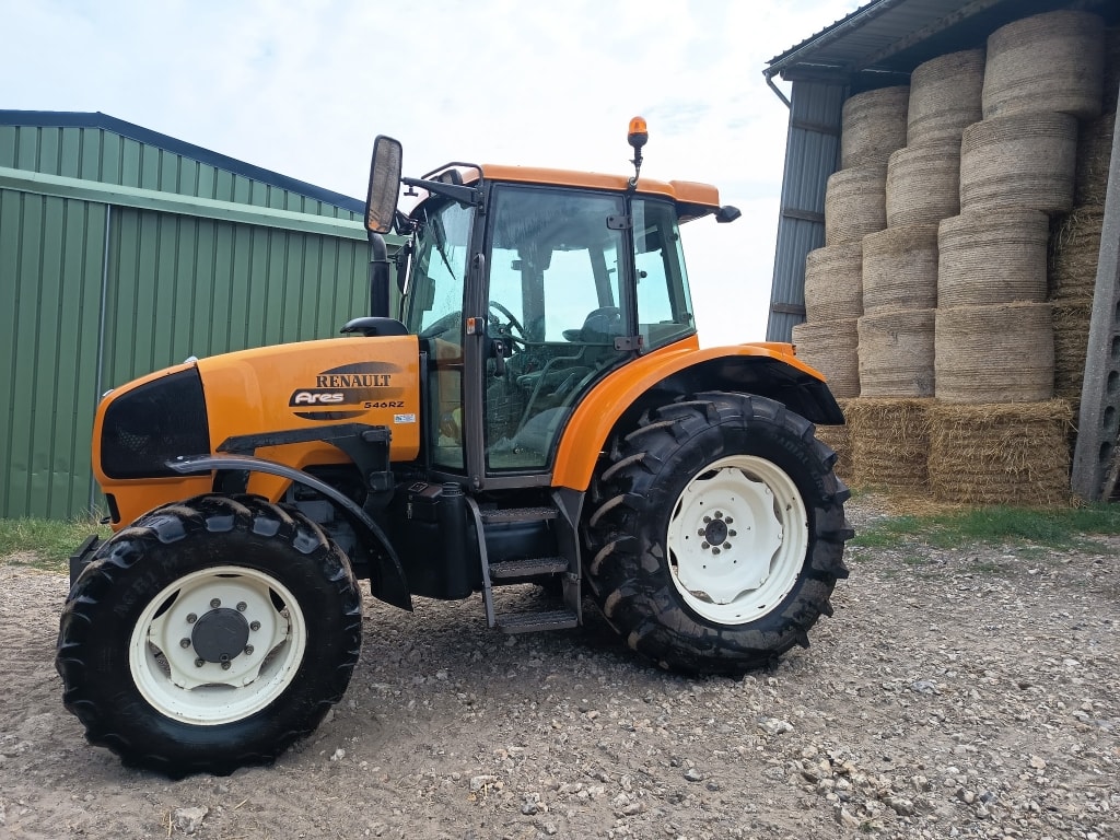 Tracteur RENAULT 546 rz - photo slide 4