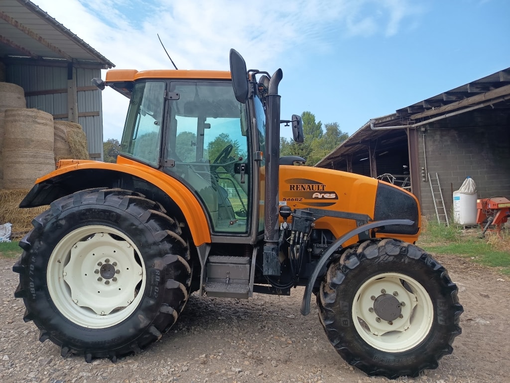 Tracteur RENAULT 546 rz - photo slide 1
