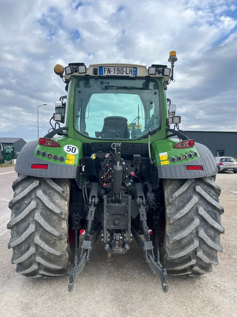 Tracteur FENDT 516 POWER+ - photo slide 3