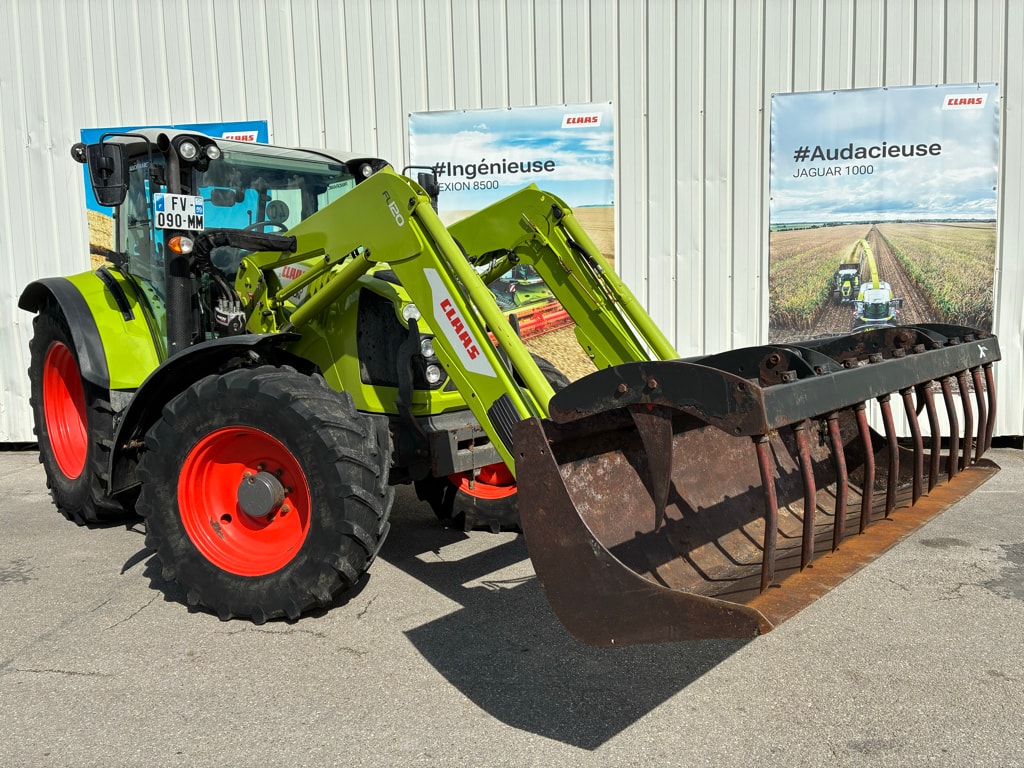 Tracteur CLAAS ARION 440 - photo slide 1