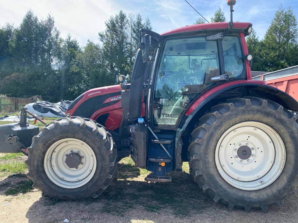 Tracteur VALTRA N 134 H5 - photo slide 1