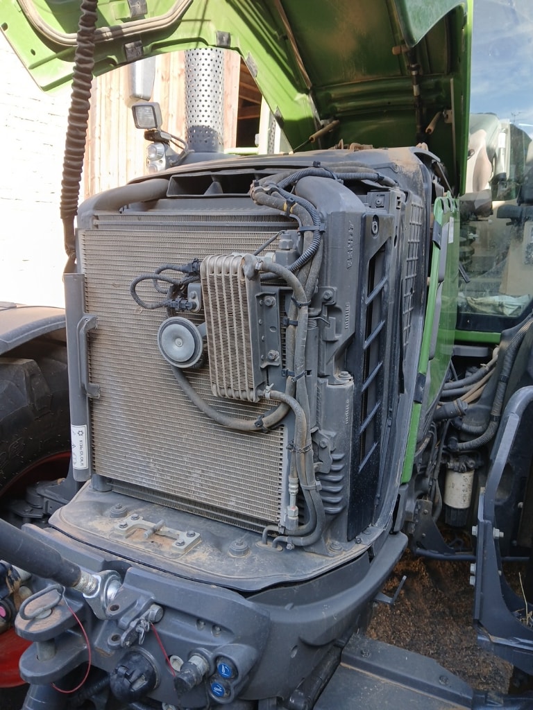 Tracteur FENDT 720 VARIO PROFI + - photo slide 10