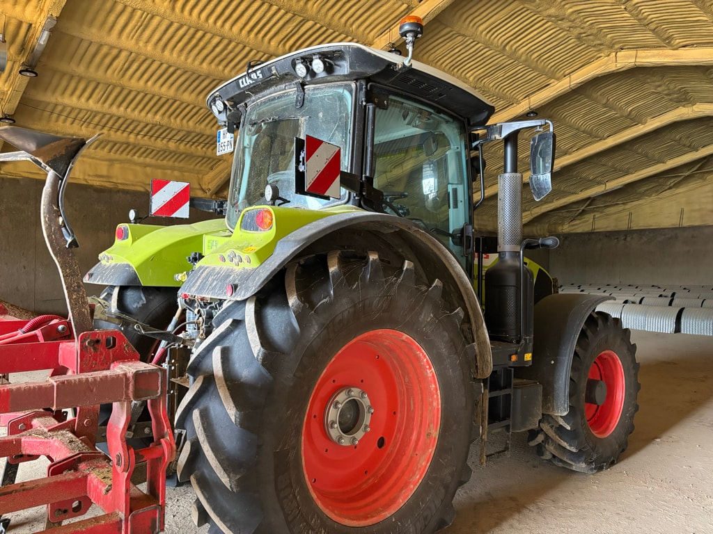 Tracteur CLAAS ARION 630 - photo slide 3