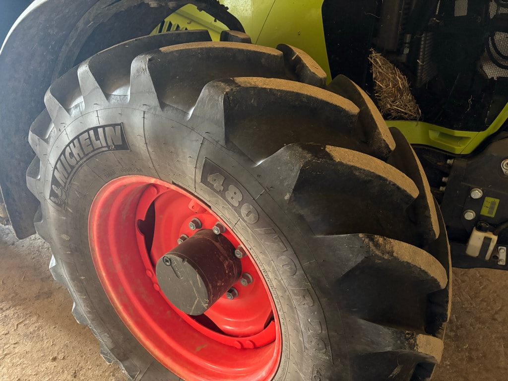 Tracteur CLAAS ARION 630 - photo slide 11