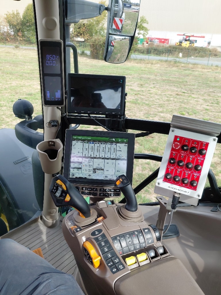 Tracteur JOHN DEERE 6R 250 - photo slide 7