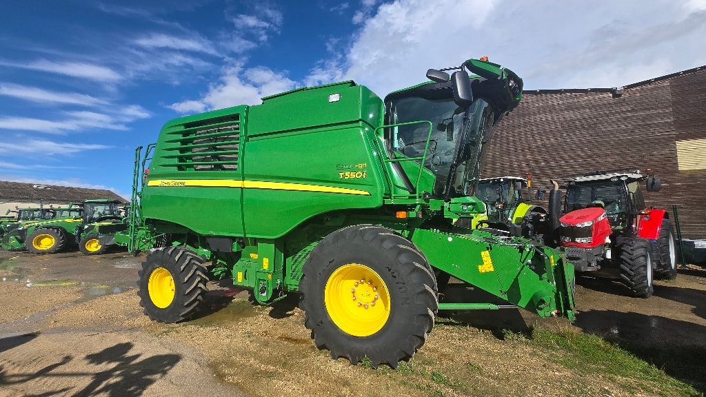 Moissonneuse JOHN DEERE T550i - photo slide 2
