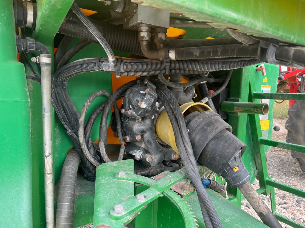 Pulverisateur JOHN DEERE 732 - photo slide 7