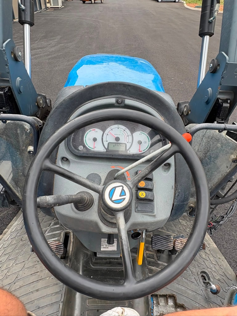 Tracteur LANDINI TECHNOFARM 80 - photo slide 5