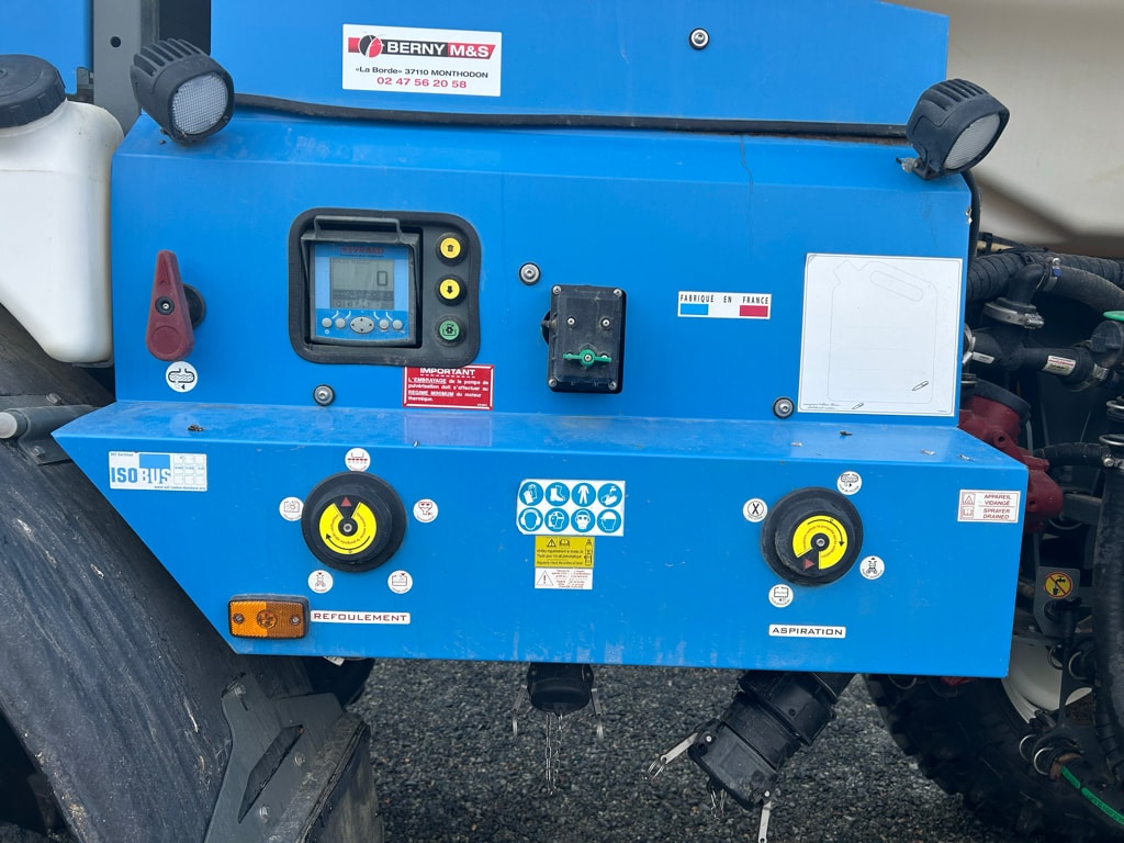 Pulverisateur automoteur EVRARD ALPHA 4100 EVOII Ecodrive - photo slide 4