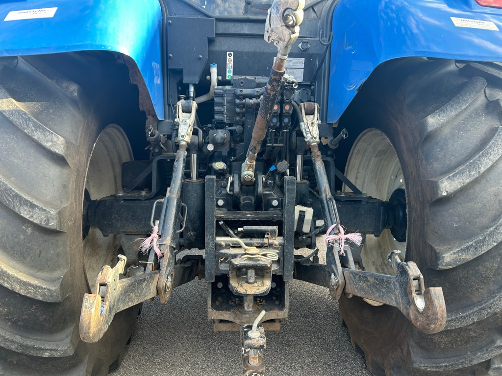 Tracteur NEW HOLLAND T7.185 - photo slide 5