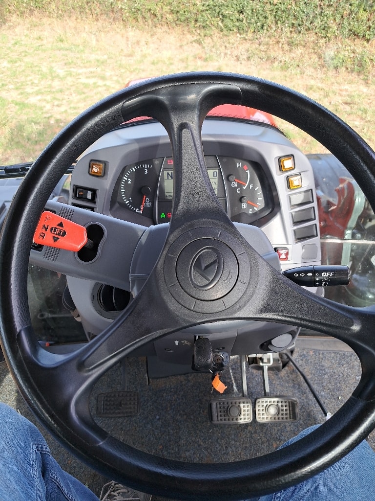 Tracteur KUBOTA M105 GX-IV - photo slide 27