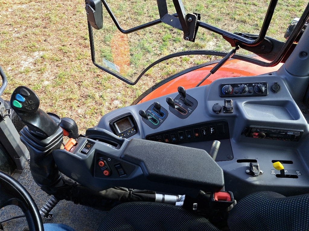 Tracteur KUBOTA M105 GX-IV - photo slide 25