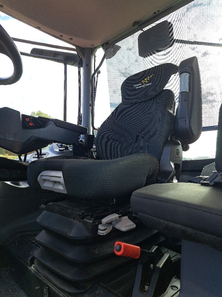 Tracteur KUBOTA M105 GX-IV - photo slide 26