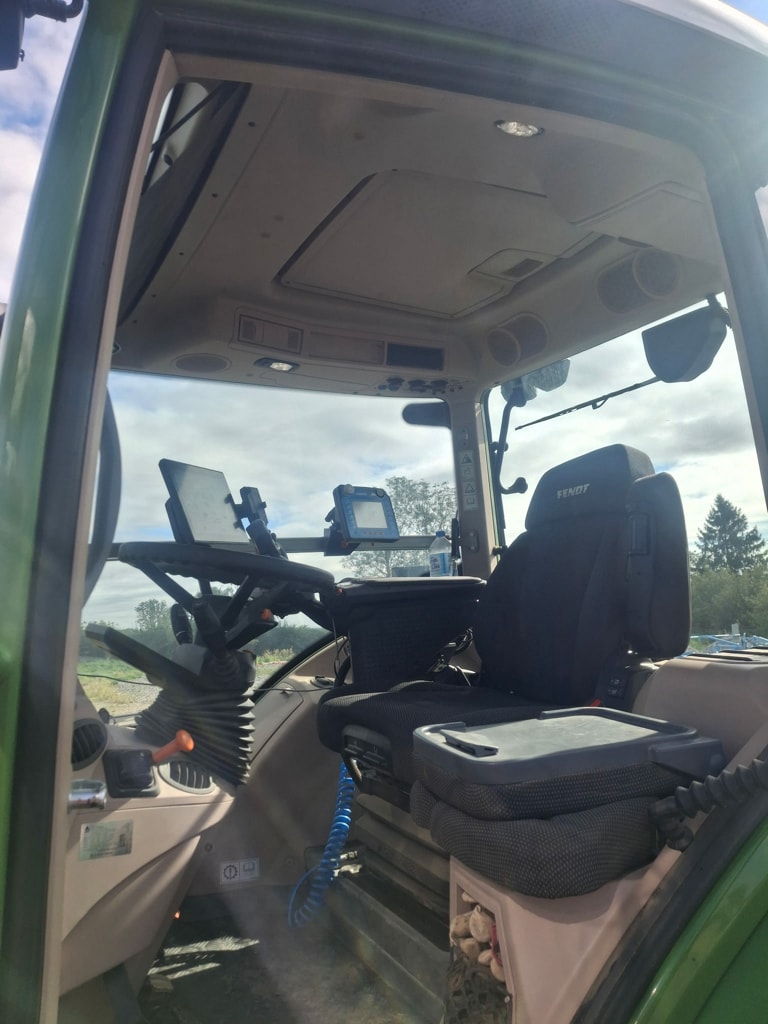 Tracteur FENDT 728 profi+ - photo slide 9