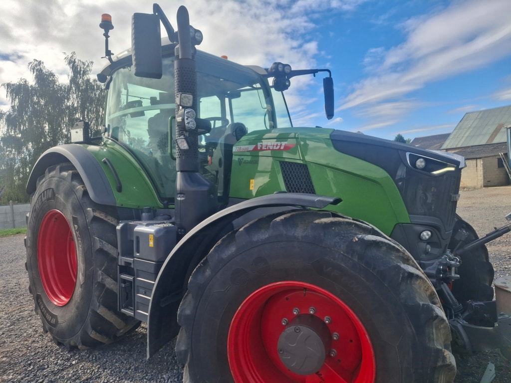 Tracteur FENDT 728 profi+ - photo slide 5