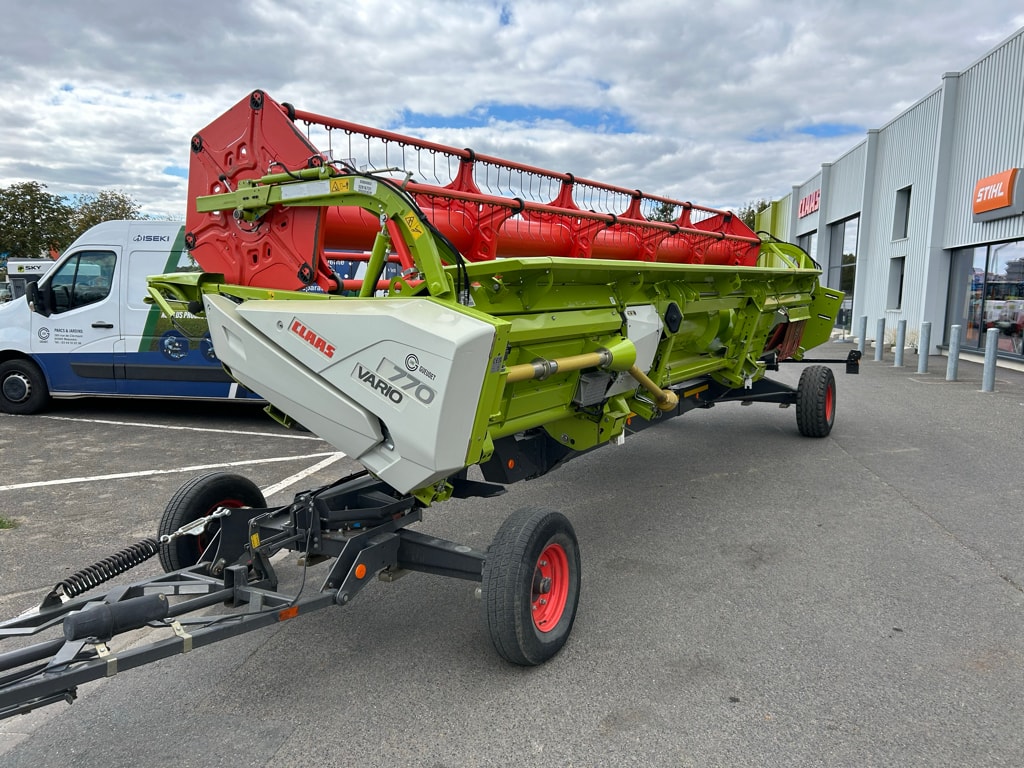 Moissonneuse CLAAS Trion 750 - photo slide 13