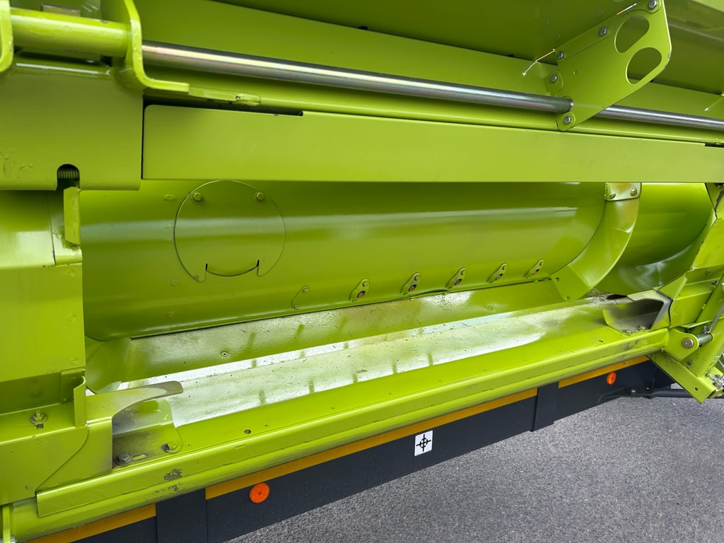 Moissonneuse CLAAS Trion 750 - photo slide 18