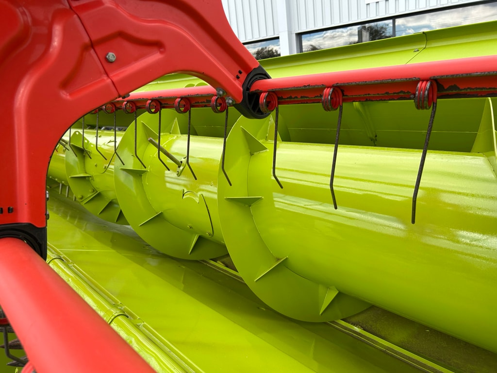 Moissonneuse CLAAS Trion 750 - photo slide 19