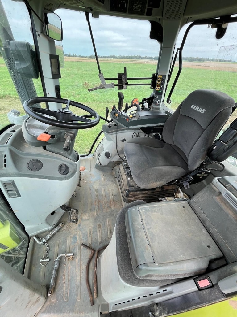 Tracteur CLAAS ARION 620 - photo slide 8