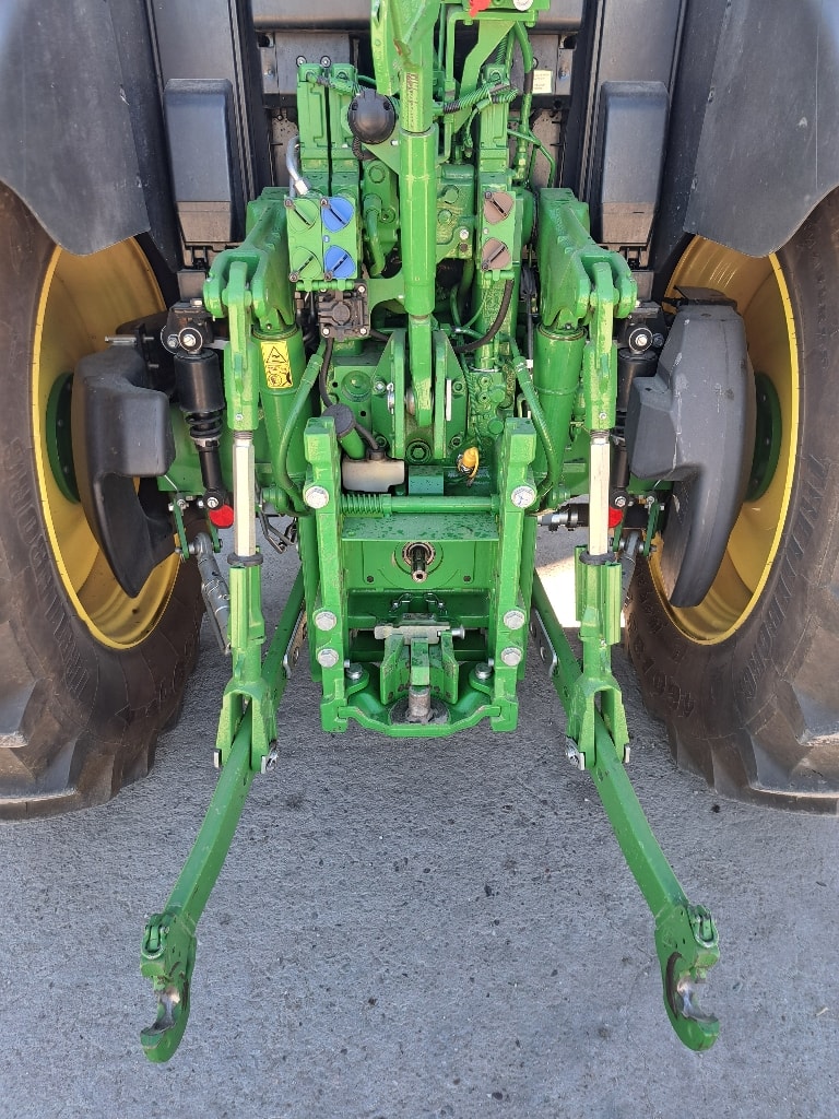 Tracteur JOHN DEERE 6M115 - photo slide 11