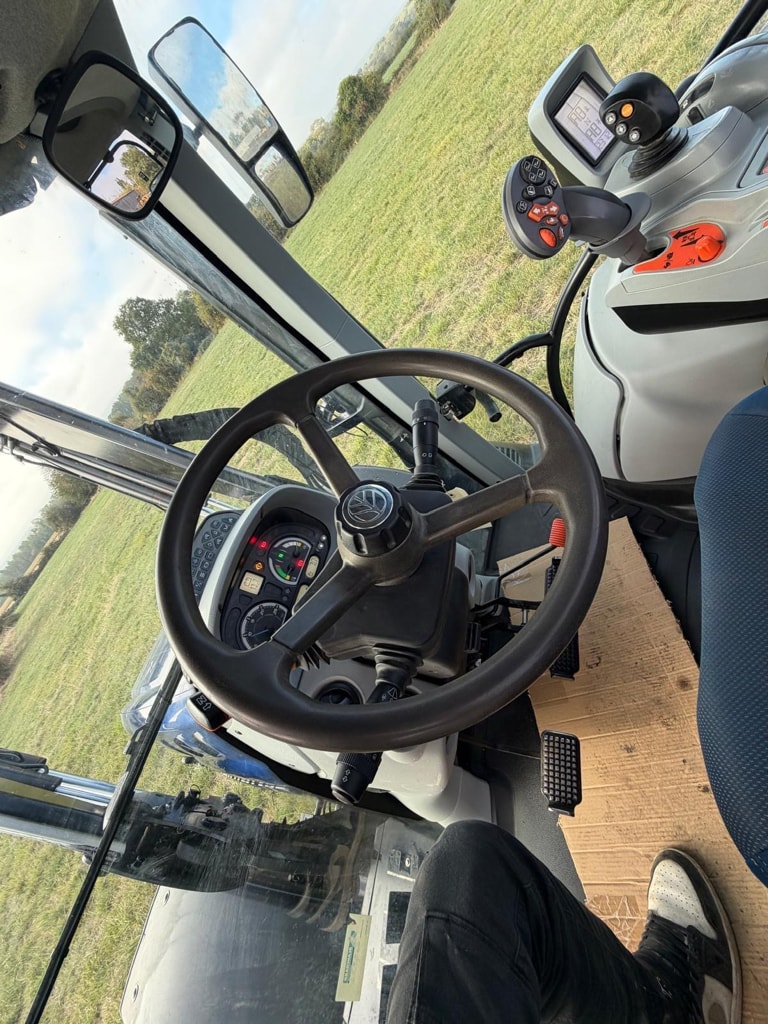 Tracteur NEW HOLLAND T6.160 - photo slide 15