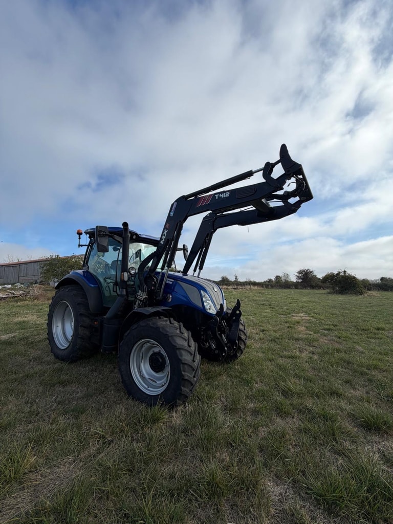 Tracteur NEW HOLLAND T6.160 - photo slide 2