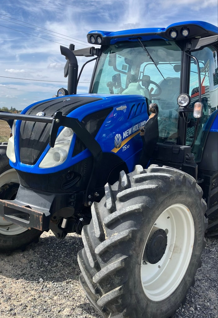 Tracteur chargeur NEW HOLLAND T5.110 AUTO COMMAND - photo slide 10