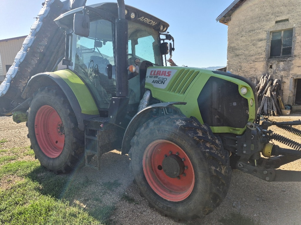 Tracteur CLAAS ARION 530 - photo slide 2
