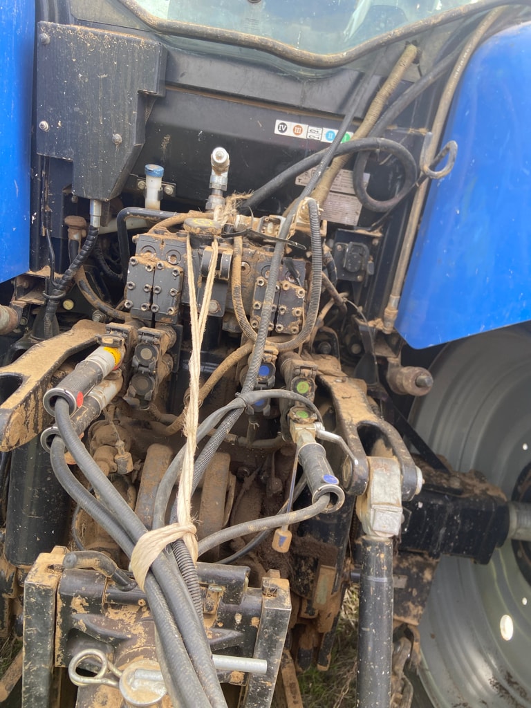 Tracteur NEW HOLLAND T7.250 - photo slide 7