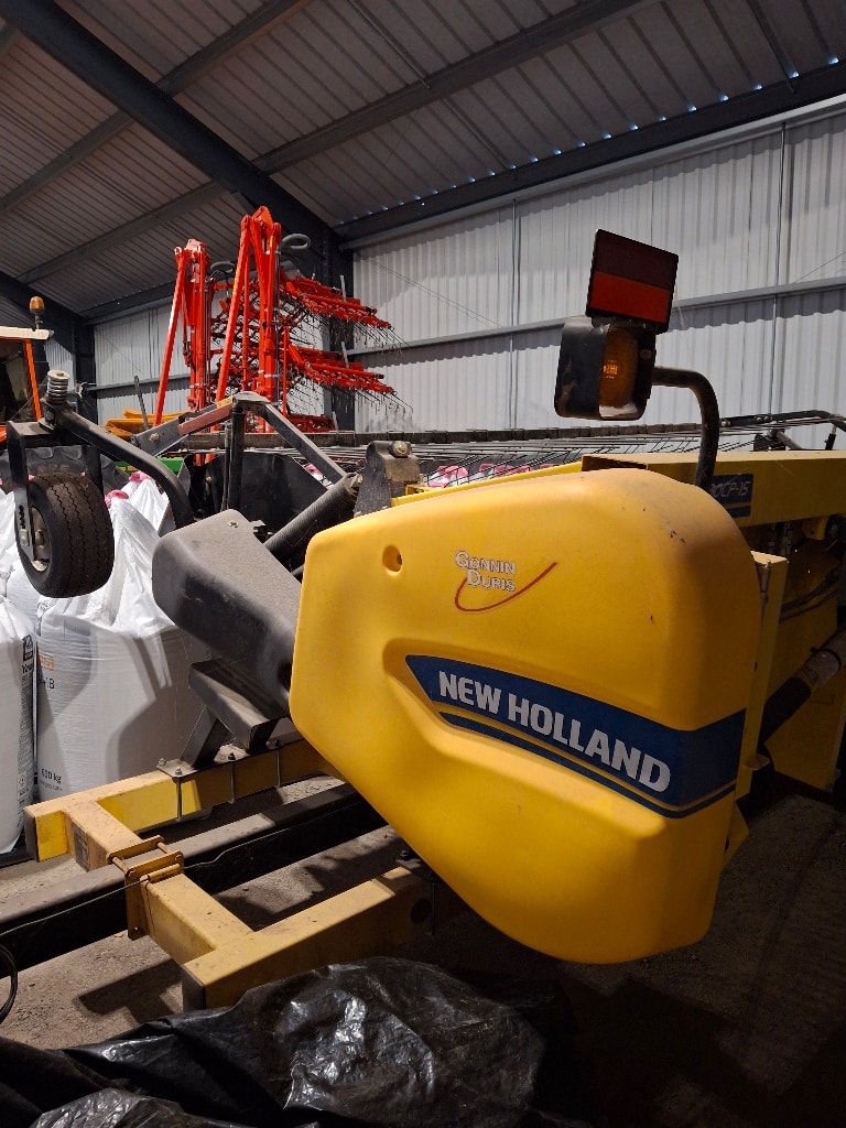 Pick-up NEW HOLLAND CP790-15 - photo slide 3