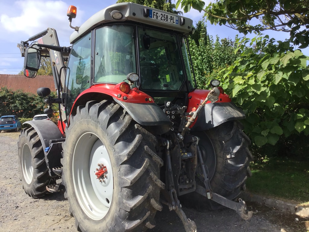 Tracteur chargeur MASSEY FERGUSON 5713 S  - photo slide 4