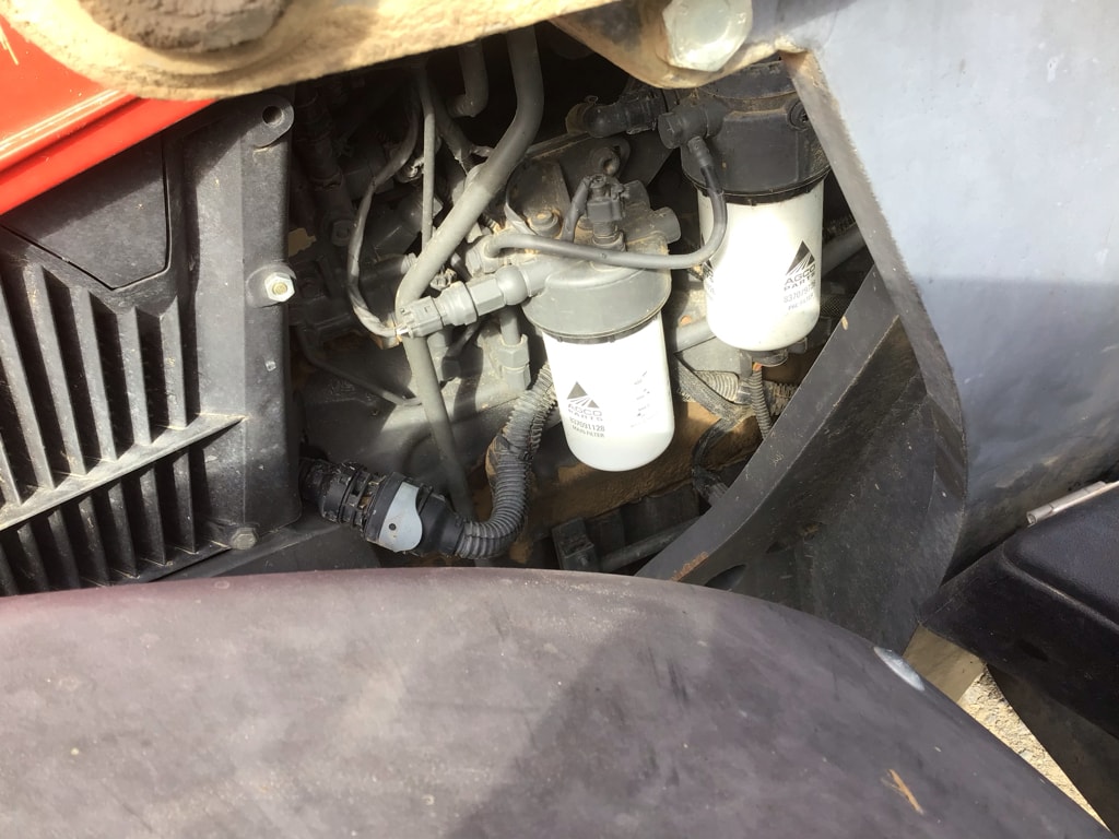 Tracteur chargeur MASSEY FERGUSON 5713 S  - photo slide 6