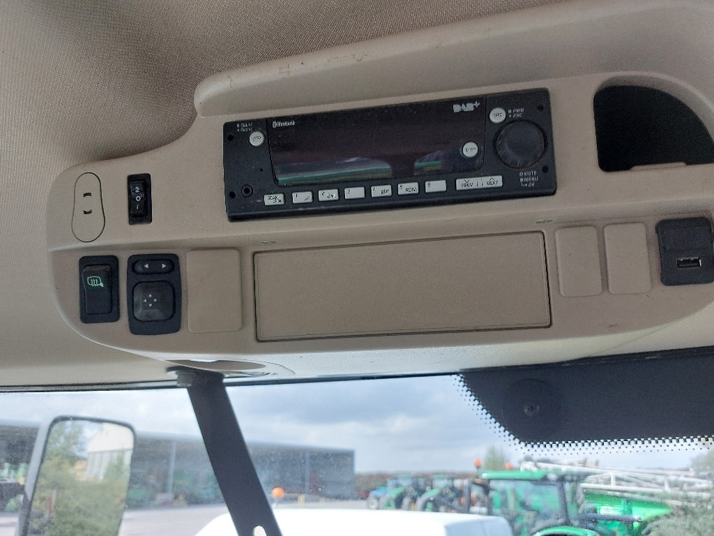 Tracteur JOHN DEERE 6R155 - photo slide 5