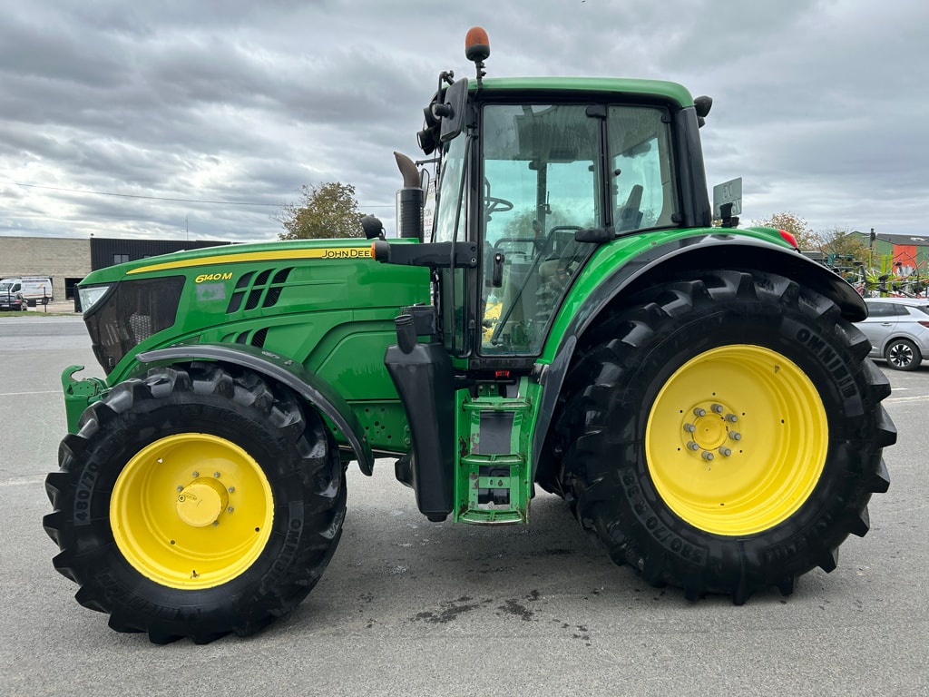 Tracteur JOHN DEERE 6140M - photo slide 5