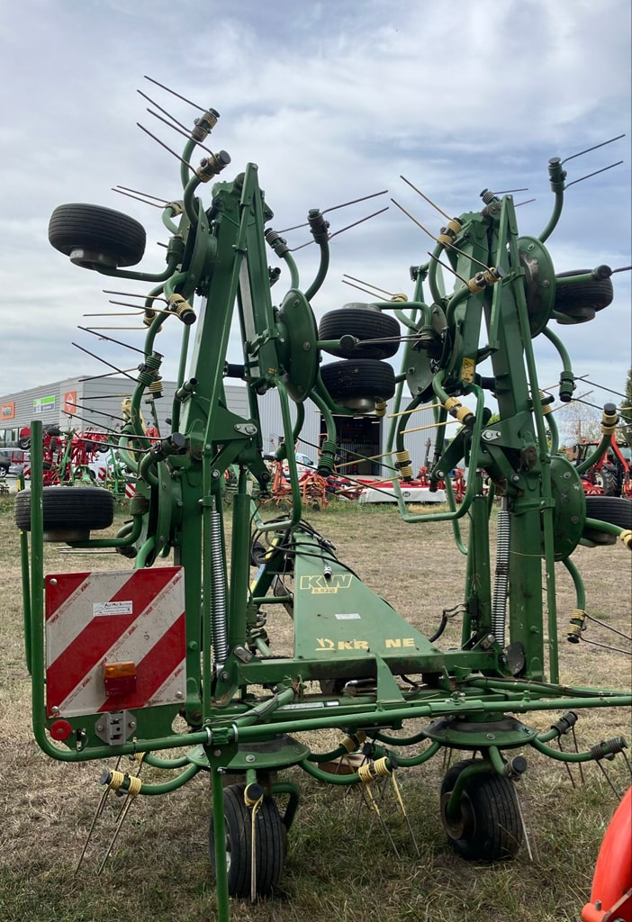 Faneuse KRONE KW 8.82/8 - photo slide 7