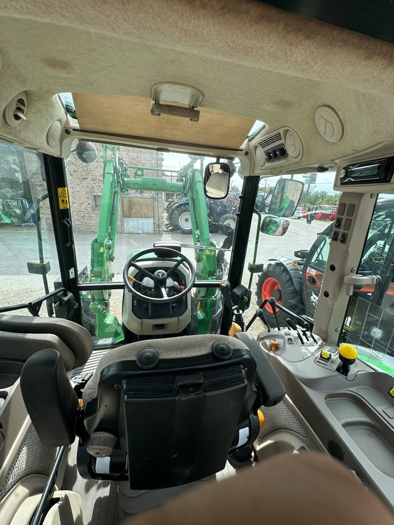 Tracteur chargeur JOHN DEERE 5100 M - photo slide 5