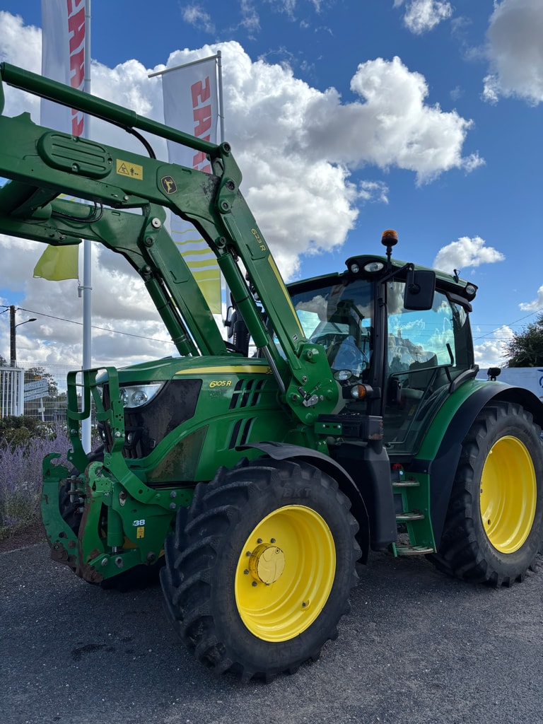 Tracteur chargeur JOHN DEERE 6105R - photo slide 1