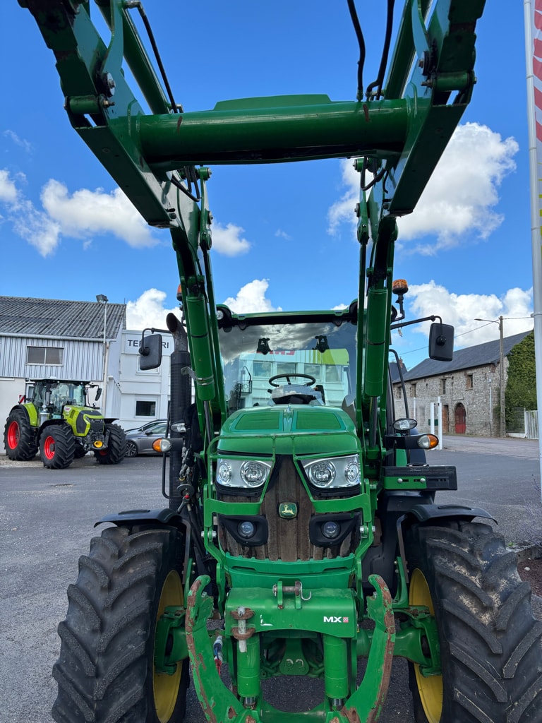 Tracteur chargeur JOHN DEERE 6105R - photo slide 10