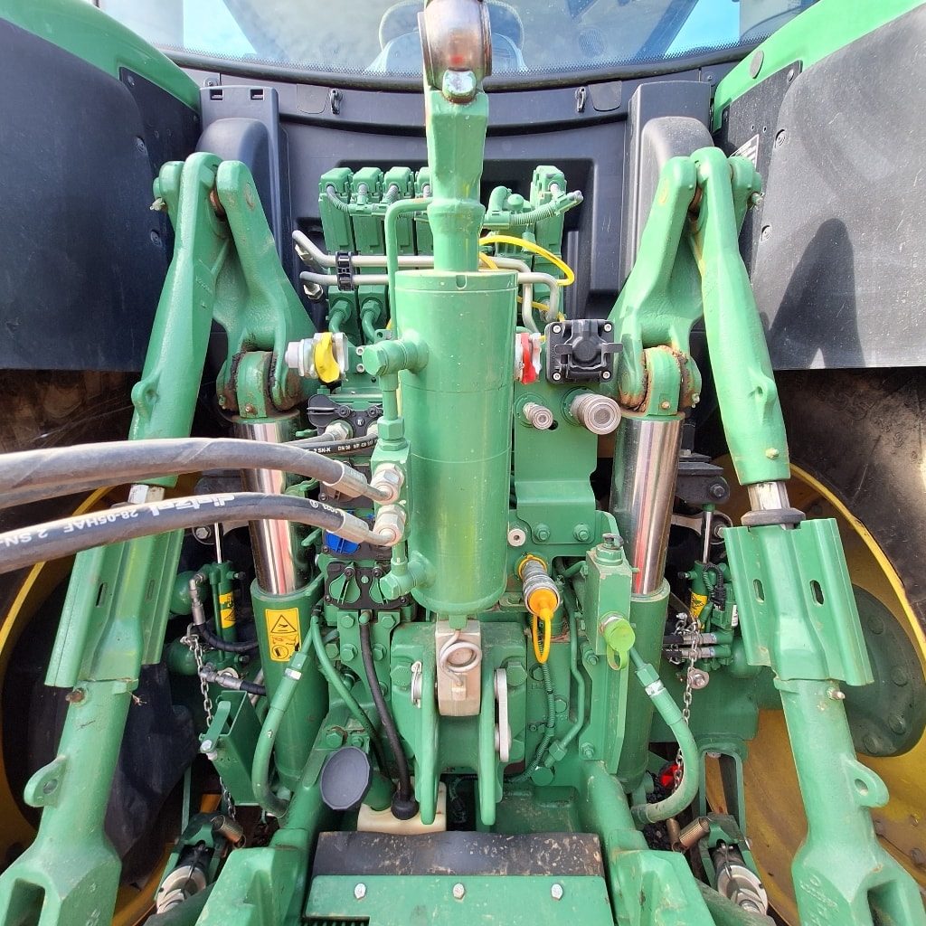 Tracteur JOHN DEERE 6R195 - photo slide 8