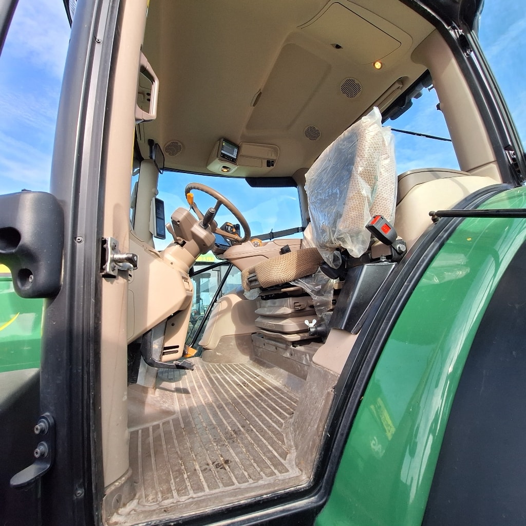Tracteur JOHN DEERE 6R195 - photo slide 13
